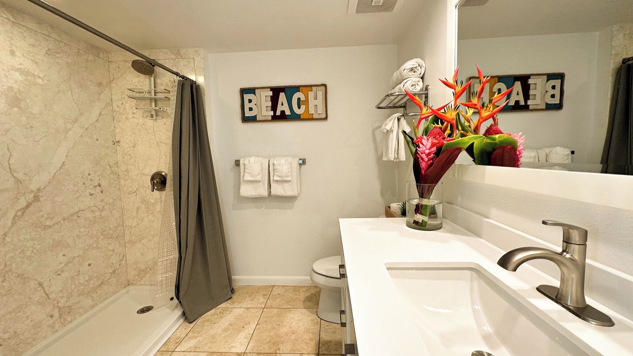 Photo of Bathroom in Wailua