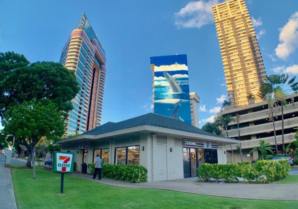 Photo of Others in McCully - Moiliili