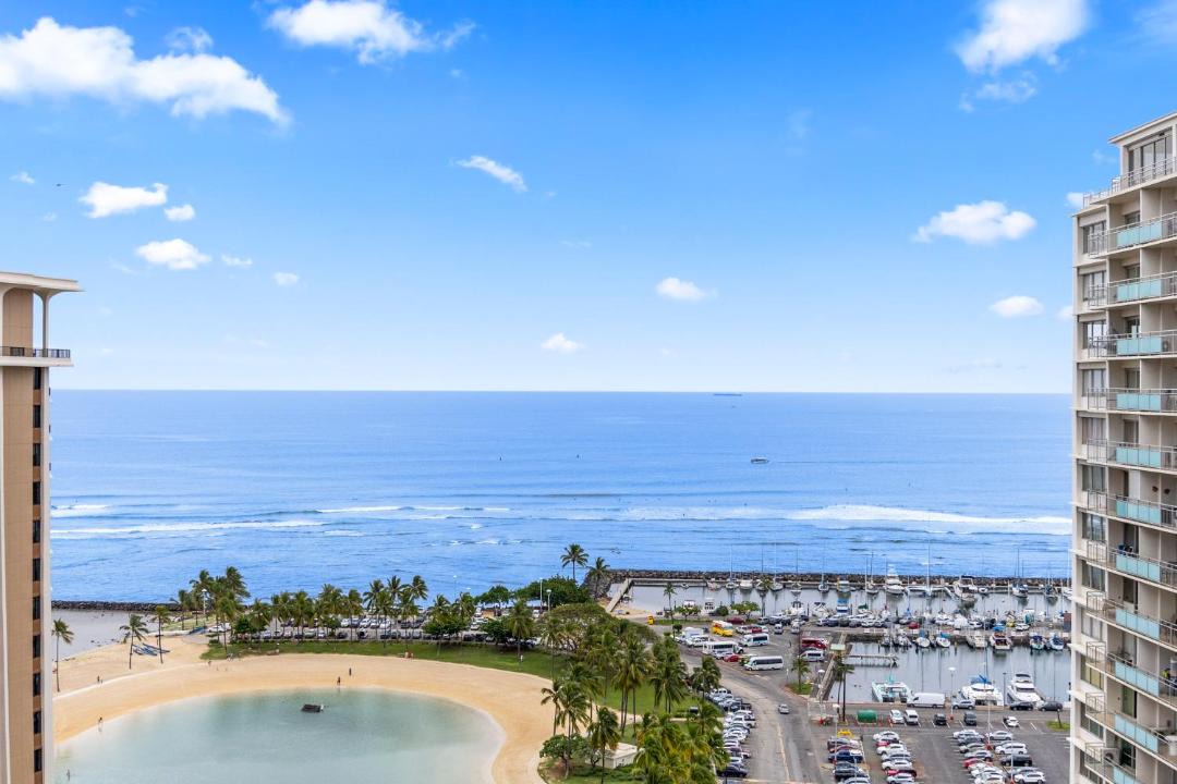 Photo of Others in Waikiki