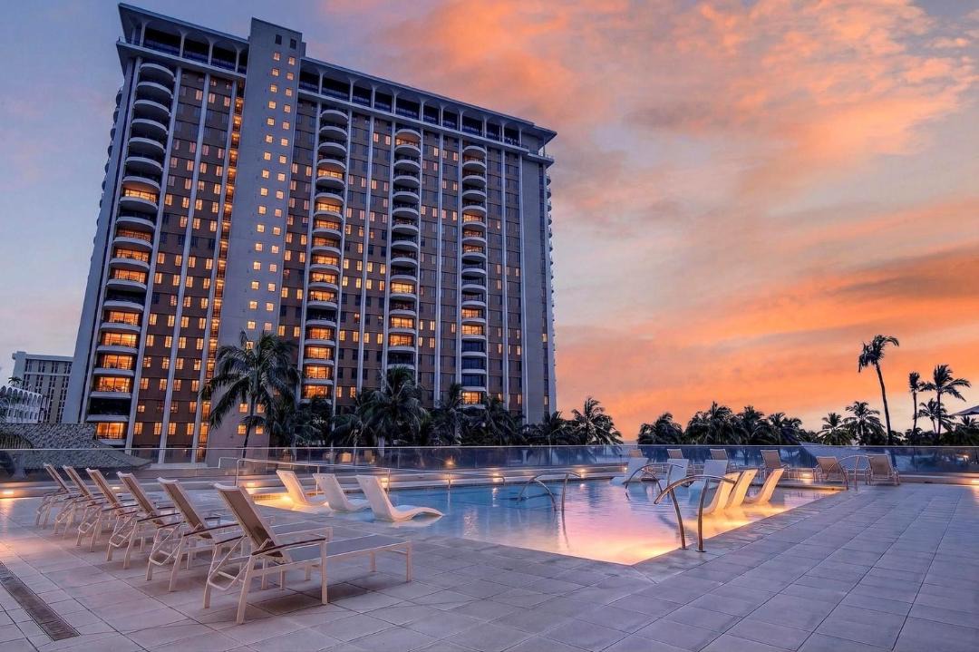 Photo of Others in Waikiki