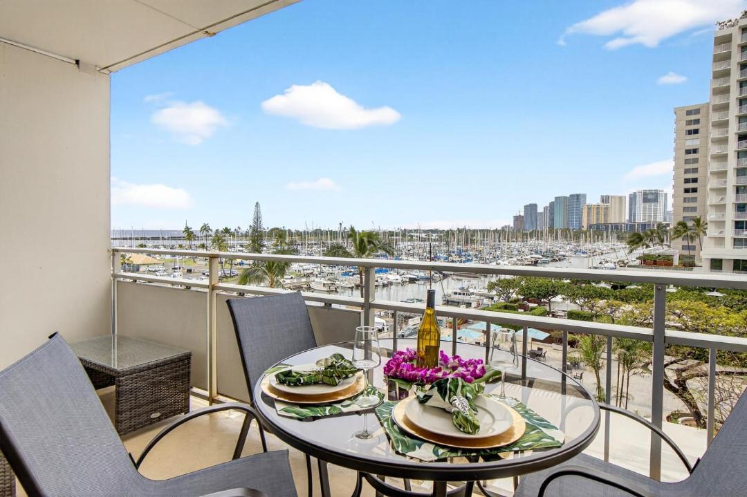 Photo of Patio Balcony in Waikiki