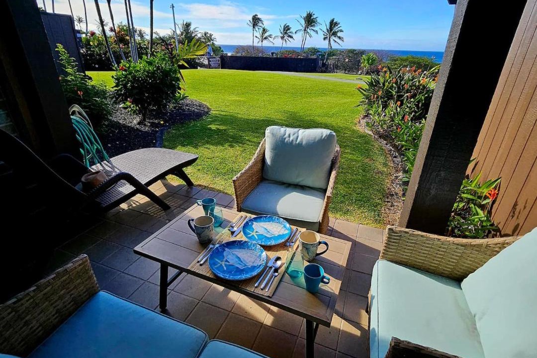 Photo of Patio Balcony in Punaluu