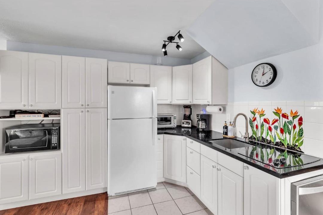 Photo of Kitchen in Punaluu