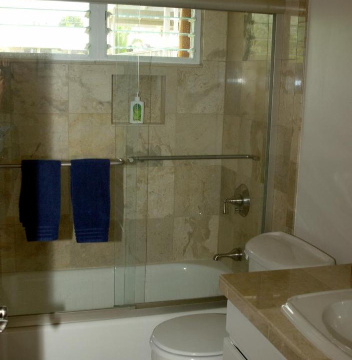 Photo of Bathroom in Honaunau-Napoopoo