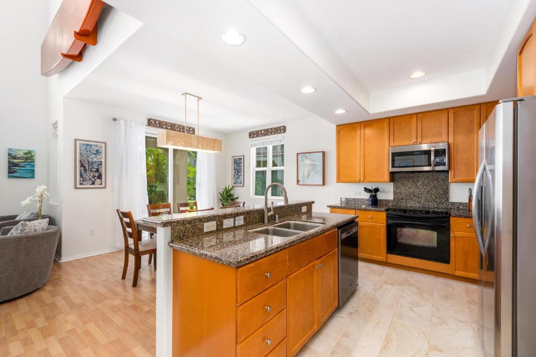 Photo of Kitchen in Waikoloa
