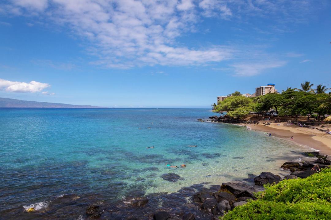 Photo of Others in Kahana