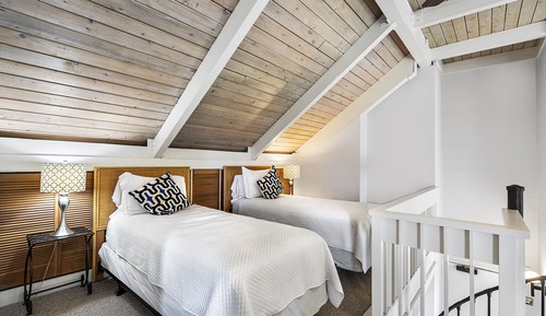 Condo, 3 Bedrooms