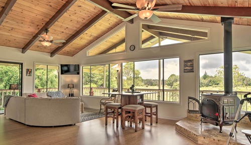 House (2 Bedrooms)