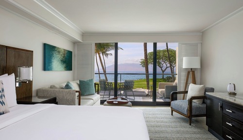 Premium Room, 1 King Bed, Ocean View (Balcony)