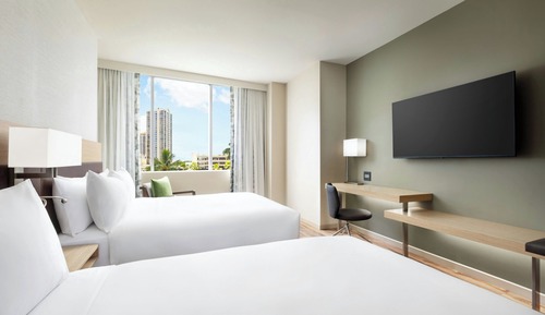 Deluxe Room, 2 Queen Beds, City View (Mobility Accessible, Tub)