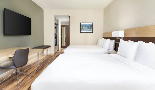 Room, 2 Queen Beds, Hearing Accessible, City View