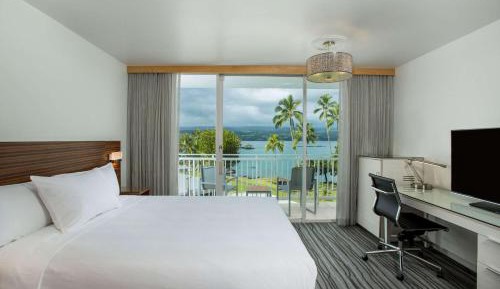 King Room with Ocean View - Mobility/Hearing Accessible