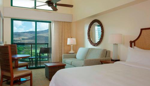 Penthouse King Room with Sofa Bed - Mountain View