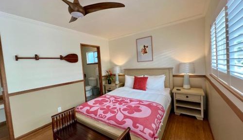 Queen Room with Garden View