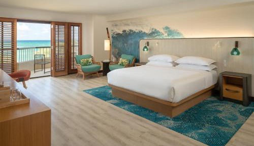 Premium King or Queen Room with Oceanfront View