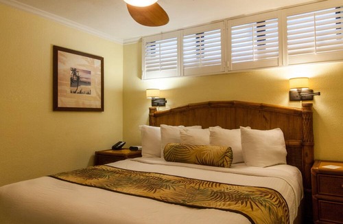 Historic Kailua Village Condo | Kona Reef, A Raintree Vacation Club Resort