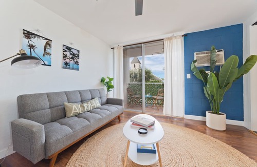 Historic Kailua Village Condo | Big Island Kailua Village 208 1 Bedroom Condo