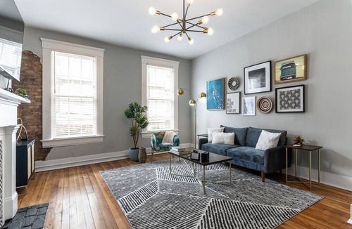 Pendleton Apartment | Cincy Getaway - Gorgeous 2nd floor walk-up