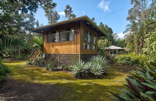 Keaau Cabin | Peace Of Paradise 1 Bedroom Cabin by RedAwning