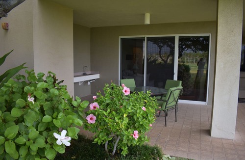 Waikoloa Condo | Great Views Of Volcanic Mountains, Walk To Beaches & Shops