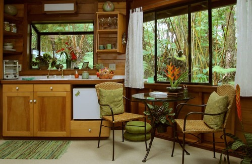Volcano Bed & Breakfast | Volcano Rainforest Retreat