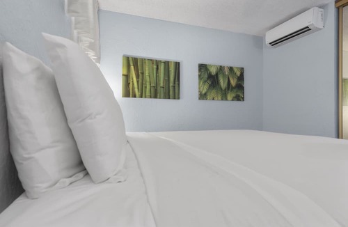 Honokowai Condo | Nicely upgraded 2nd-floor 1bd ocean view condo
