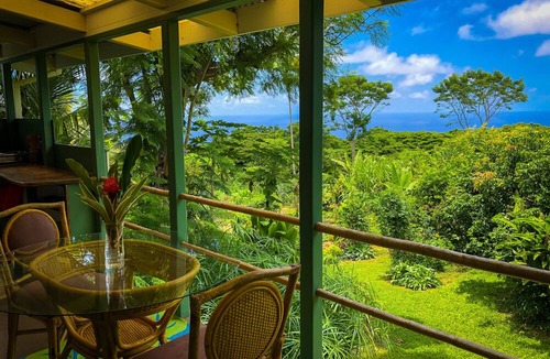 Kealakekua House | Gingerhill Farm Retreat