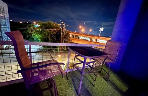 Piedmont Heights Apartment | Grand Sanctuary Loft