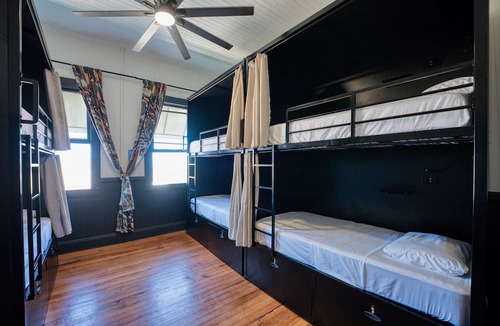 Hilo Hostel | Howzit Hostels Hawaii