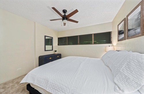 Historic Kailua Village Condo | Big Island Kalanikai 307 1 Bedroom Condo