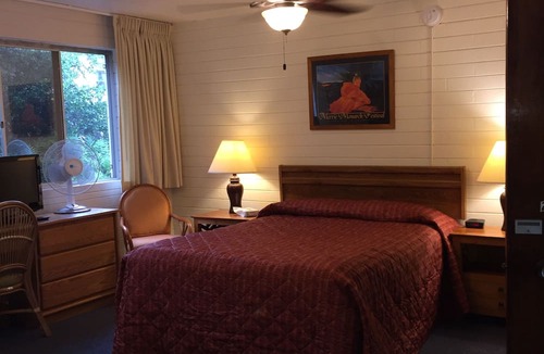 Hilo Hotel | Dolphin Bay Hotel