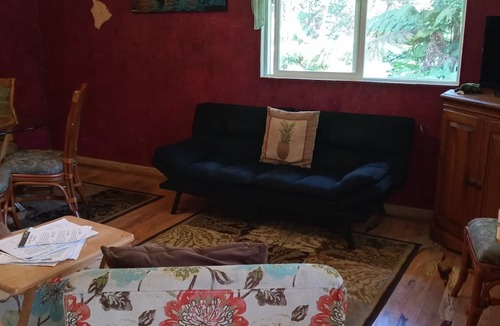 Volcano House | Aloha Crater Lodge