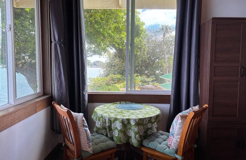 Hilo Bed & Breakfast | Hilo Bay Oceanfront B&B