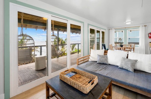 Hana Cottage | AUTHENTIC HAWAIIAN BEACH HOUSE ON HANA BAY. 5-minute walk to beaches and town.