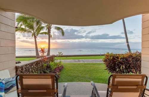 Kahana Condo | Perch - Seaside Serenity: Oceanfront 1BR Suite