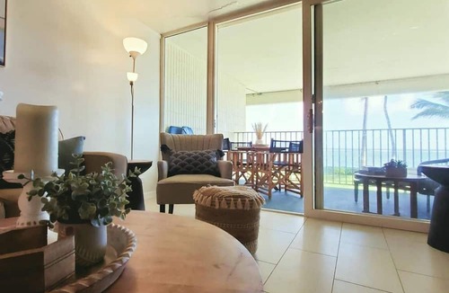 Punaluu Condo | Beach Front Condo w/Beautiful Sunrises on Private Sandy Beach + Turtles + Perfect Snorkel Spot