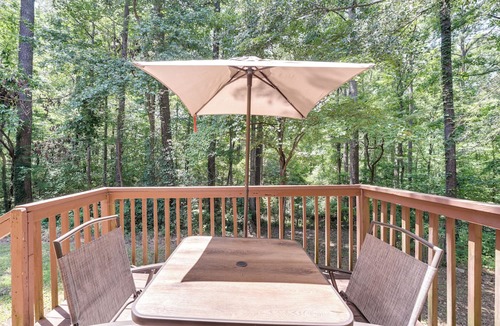 Fairburn House | Fairburn Home w/2 Decks, Grill & Outdoor Dining!