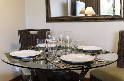 Princeville Hotel | Stay in Style in Princeville! 4 Relaxing Units, Swimming Pool, Full Kitchen!