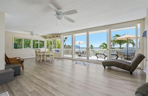 Kaneohe House | @ Marbella Lane - Sunshine Seascape | Ocean View