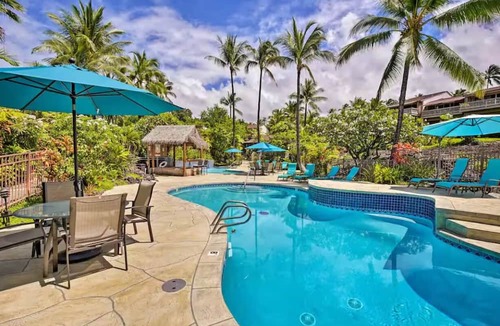 Keauhou Condo | Romantic Keauhou Retreat - Pool + Tropical Lanai