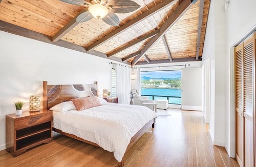 Lihue Condo | Private Cliffside Ohana Retreat at Kalapaki Beach!