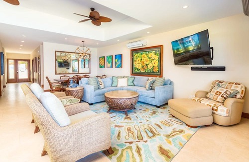 Downtown Lahaina Condo | Breathtaking Oceanfront Puamana Retreat – 5 Bedrooms, Modern & Spacious