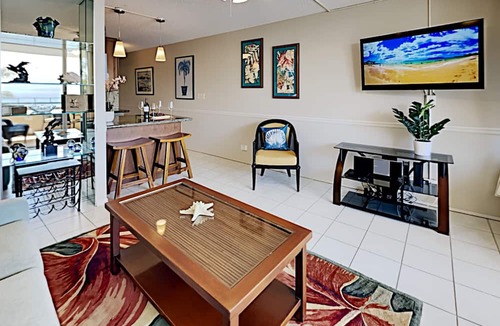 Maalaea Condo | Stunning Maalaea Fully Remodeled Oceanfront Condo Ocean Views Pool BBQ