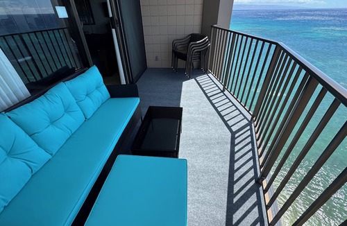 Kahana Resort | Direct Oceanfront, unobstructed ocean view top floor penthouse quiet & private.
