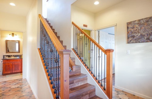 Ninole House | Spectacular two-story ocean-view home on two acres with covered lanai
