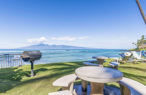 Honokowai Condo | Spectacular Ocean Views Just Steps from the Beach