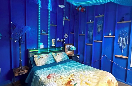 Eden Roc Cabin | Mermaid Lair Cabin with Volcano Alerts