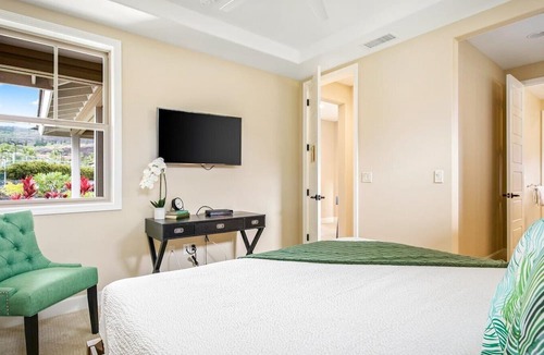 Keauhou House | 🏖️Private Pool + 2 Suites | Walk to Pickleball