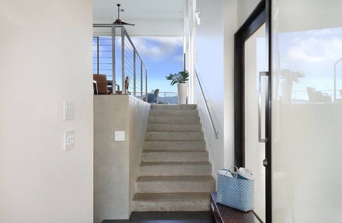 Lihue House | Modern Oceanfront Resort Living. Luxury Oceanfront Bedroom Suites. Sleeps 10!