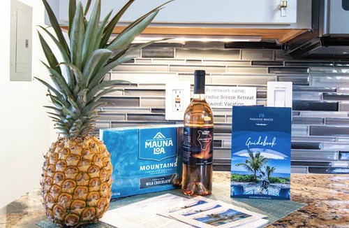 Keaau House | Absolute Oceanfront on Ancient Lava Cliffs! Whales, dolphins, turtles!